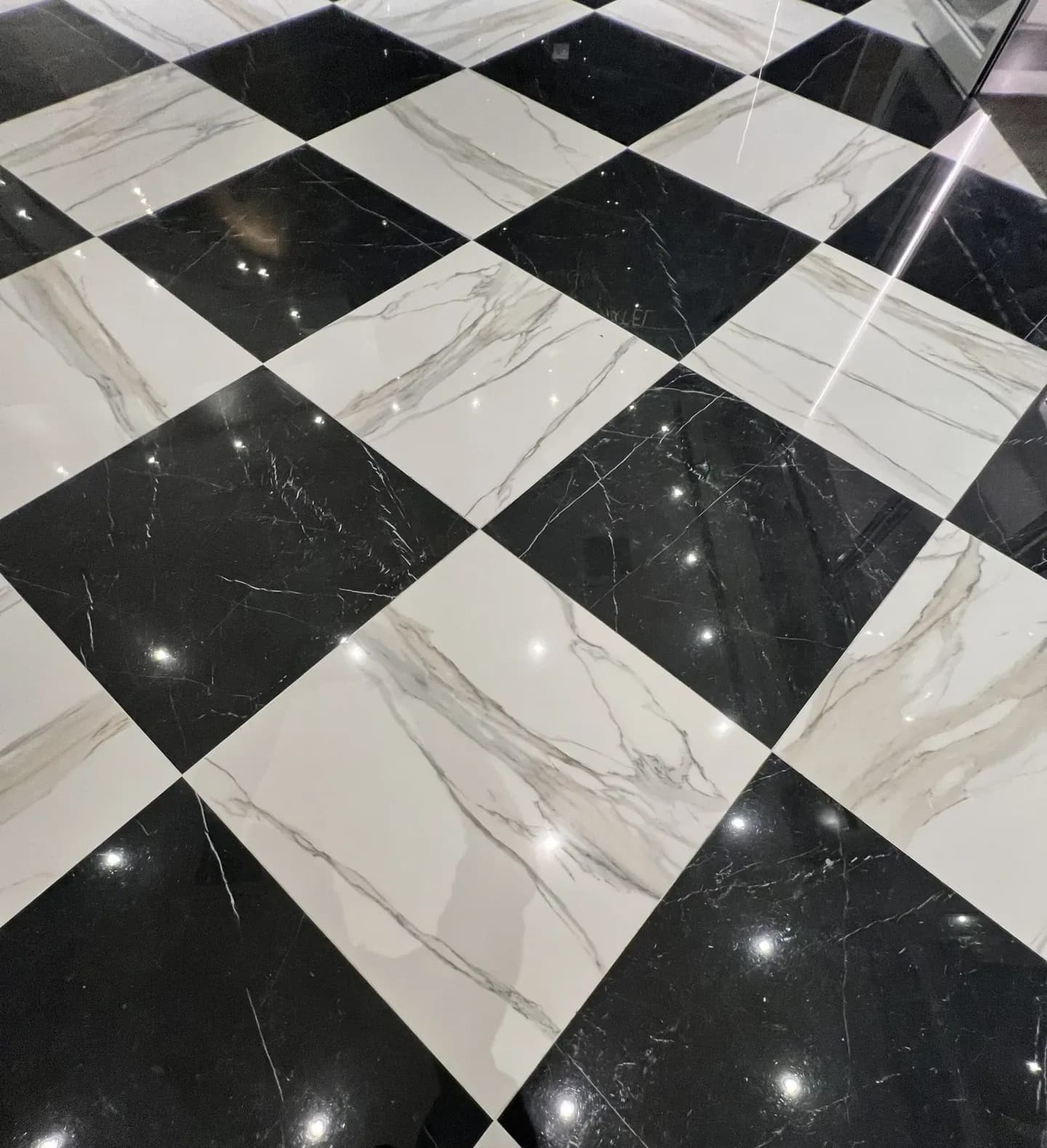 Trattamento professionale pavimenti in marmo - GFS Global Flooring System